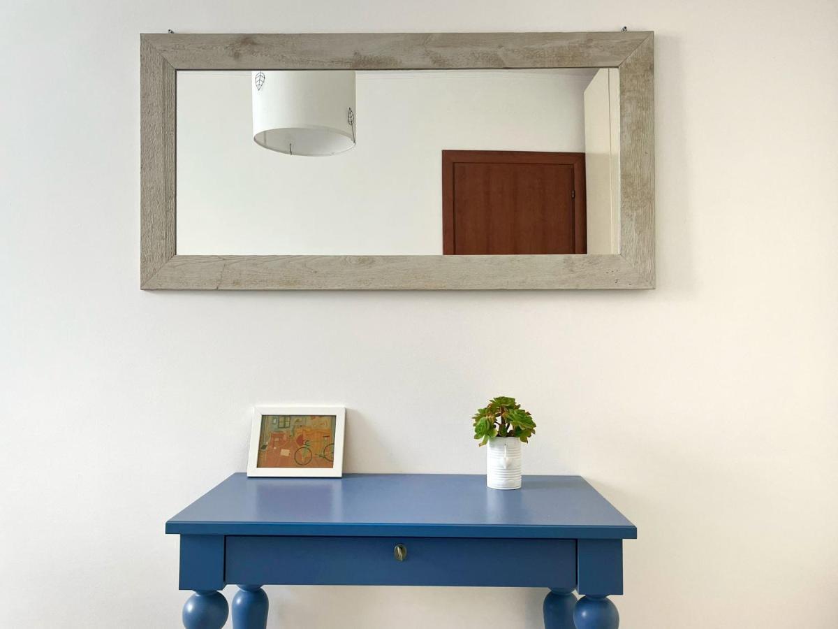 Appartamento A Casa Di Pizz - Bilocale Con Parcheggio Privato Savona Esterno foto